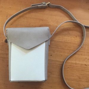 Crossbody purse